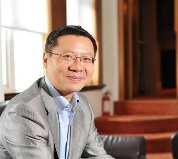 Triệu vỹ JR
